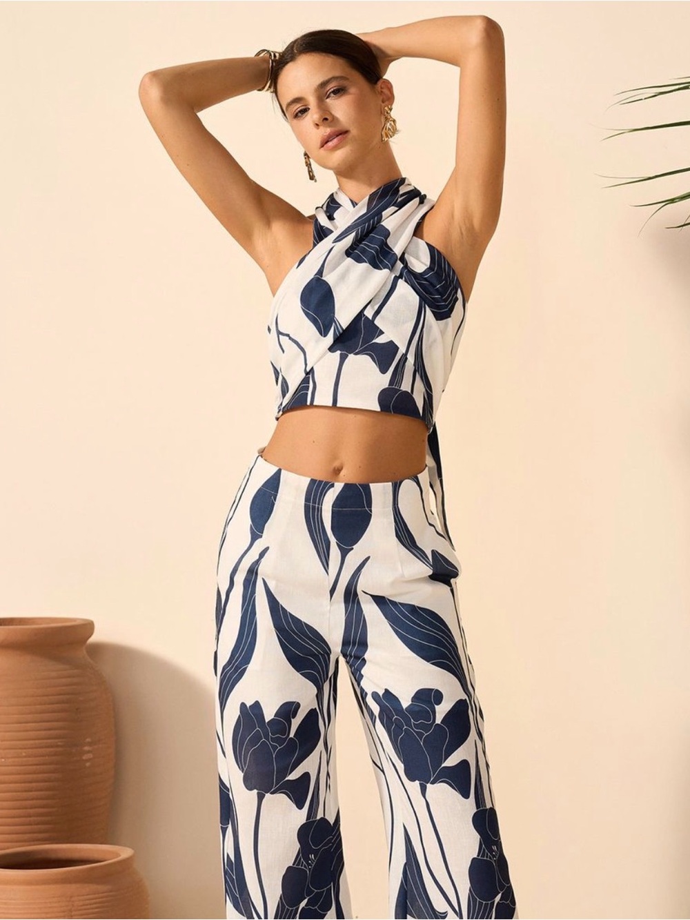 Commense White and Navy Floral Wide-Leg Pantsuit SET